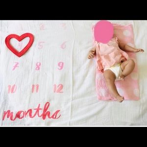 Month by month blanket and heart